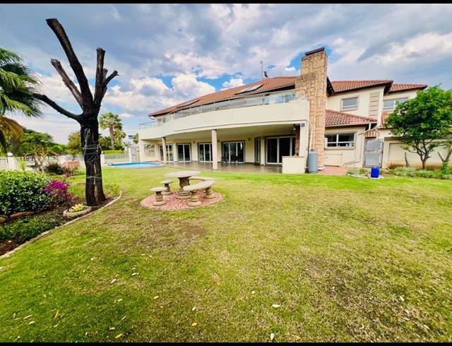 7 BEDROOM HOUSE FOR SALE IN THERESA PARK